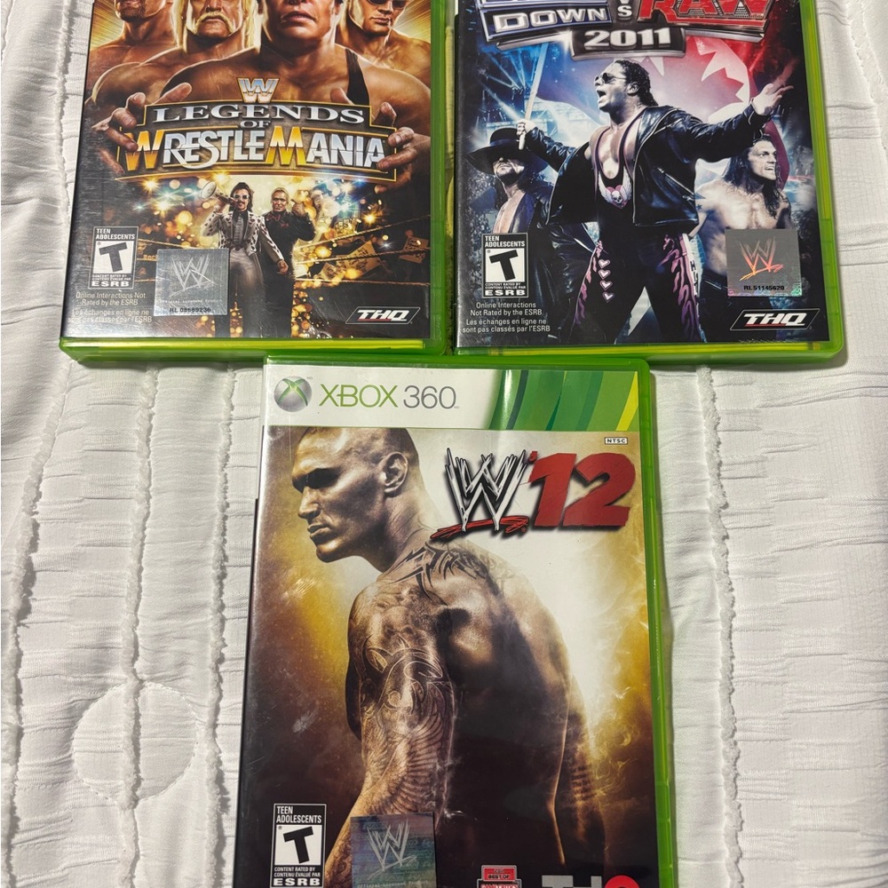 WWE XBOX 360 Video Game Bundle